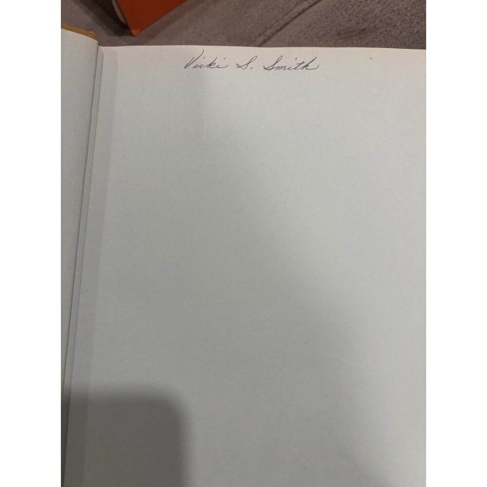 Vintage Singer Sewing Book HB Gladys Cunningham 1969 First Edition 8th Printing - Picture 7 of 14